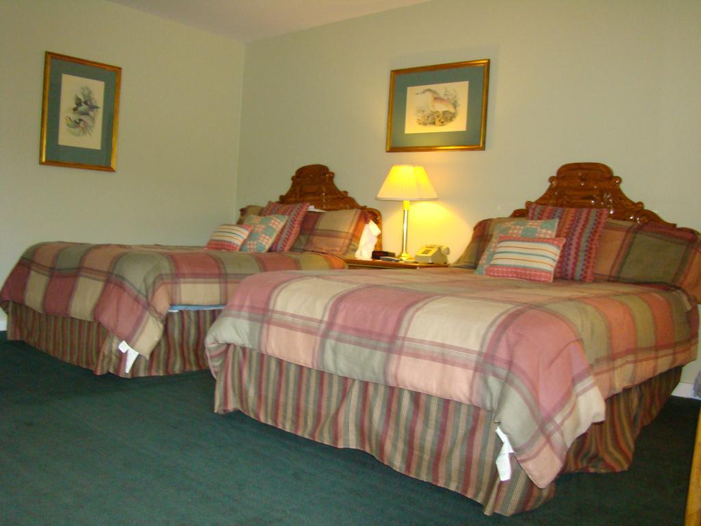Happy Trails Motel Лъдлоу Стая снимка