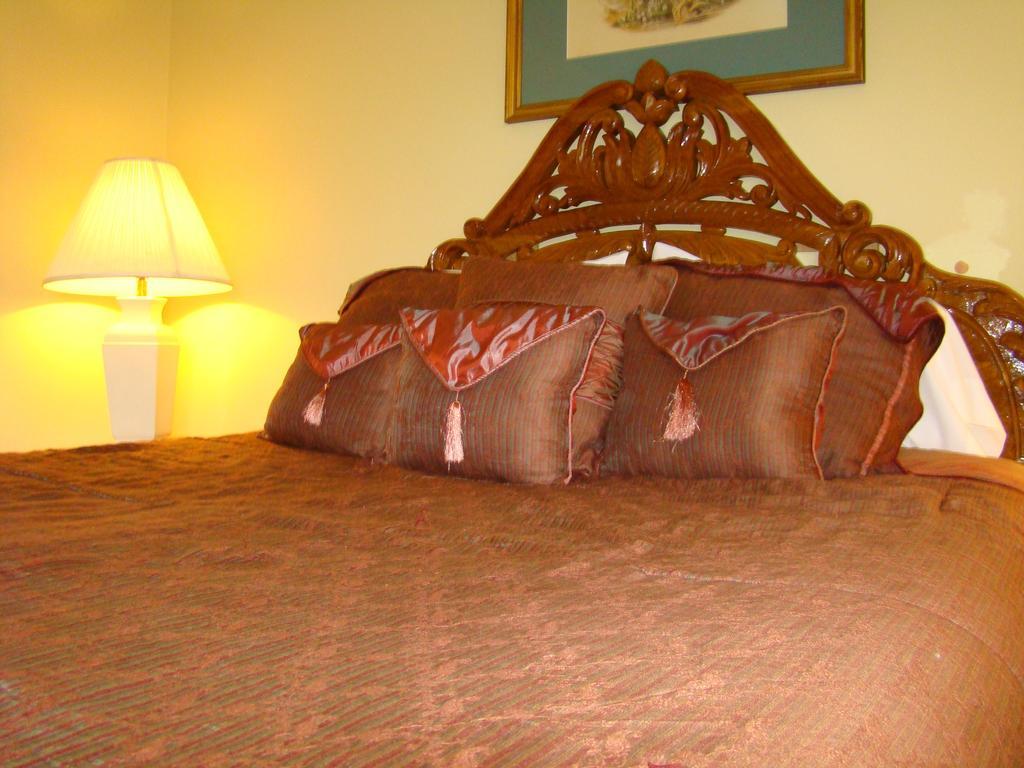Happy Trails Motel Лъдлоу Стая снимка
