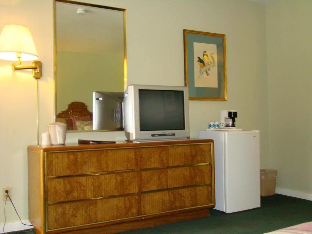 Happy Trails Motel Лъдлоу Екстериор снимка